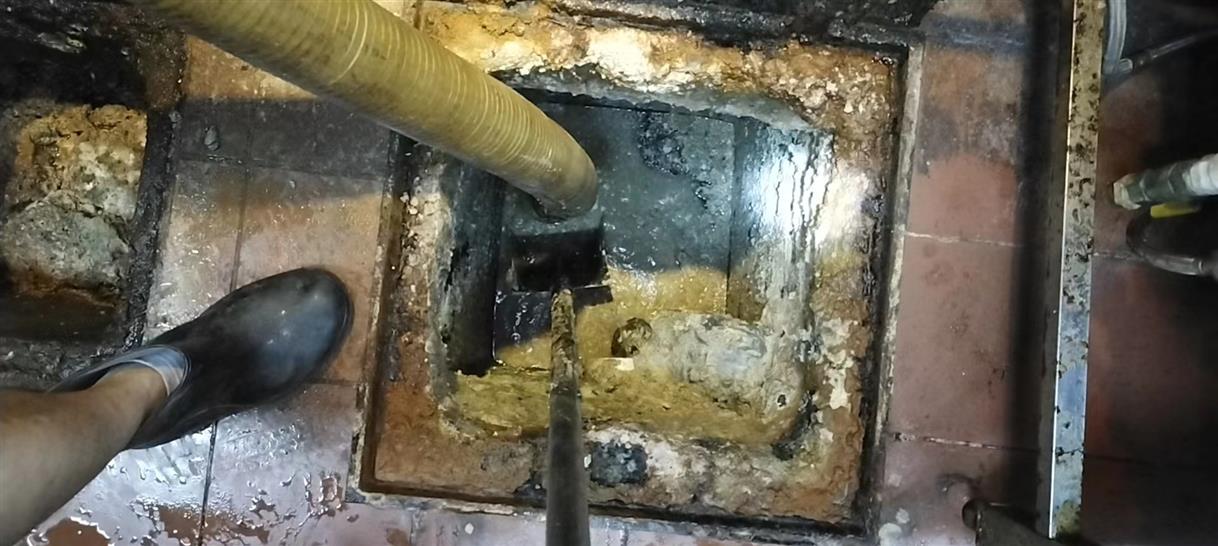 固安化油池清理-污水池清掏